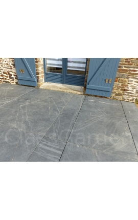 Terrasse von 20 M² in gesägter Platte von 100x30